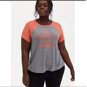 NEW Torrid Grateful Grey and Hot Coral Waffle Knit Tee Size 0/Large